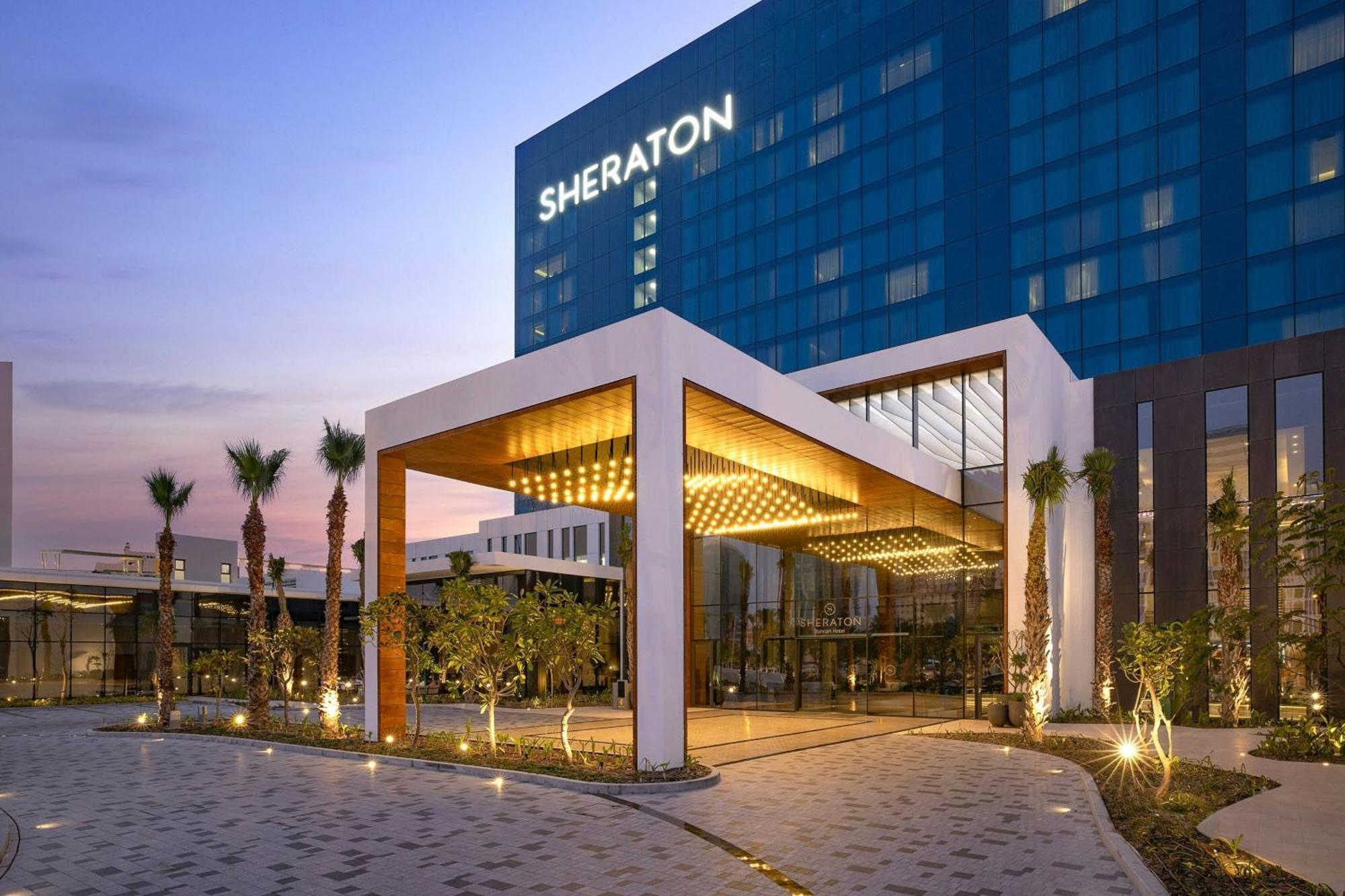 Sheraton Bahrain Hotel Манама Экстерьер фото